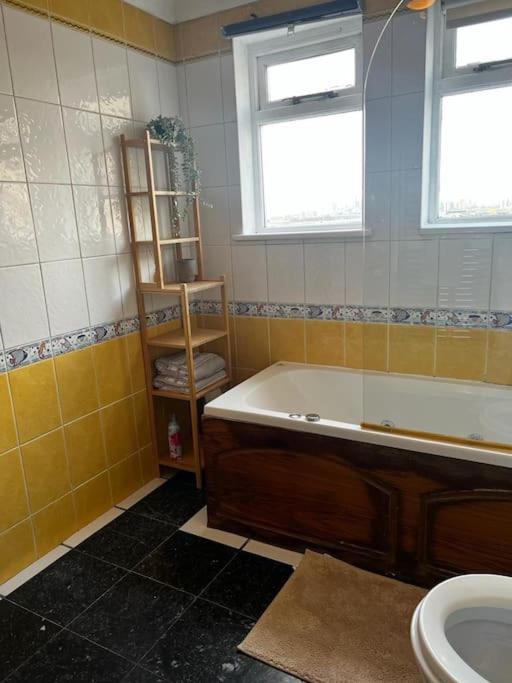 Quirky Studio Flat Selfcontained Λονδίνο Εξωτερικό φωτογραφία