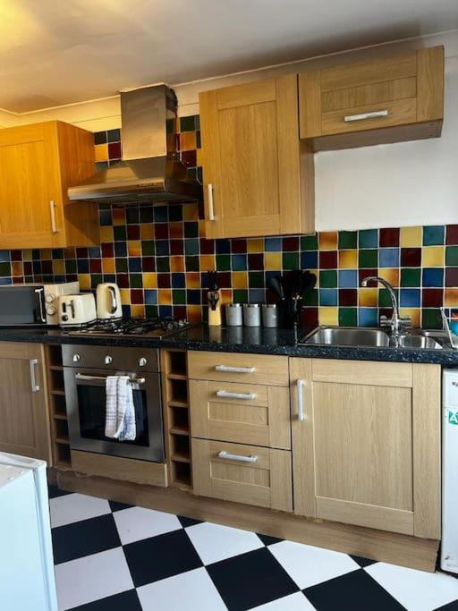 Quirky Studio Flat Selfcontained Λονδίνο Εξωτερικό φωτογραφία